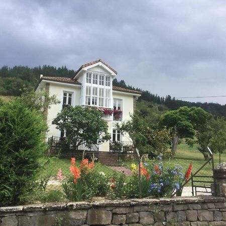 Villa Elena Potes Exteriör bild